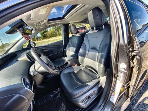 Used 2019 Toyota Prius Limited image 13