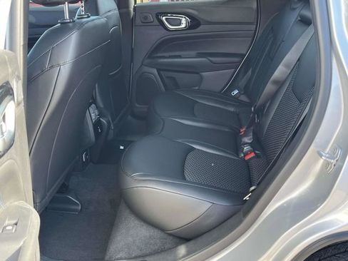 New 2026 Jeep Compass Latitude image 13