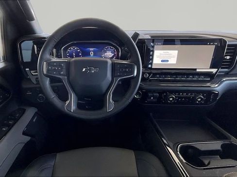 Used 2025 Chevrolet Silverado 2500 ZR2 w/ ZR2 Bison Edition image 8