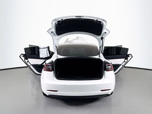 Used 2020 Tesla Model 3 Long Range AWD/4WD image 34