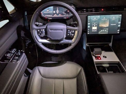 New 2026 Land Rover Range Rover Long Wheelbase SE AWD/4WD image 27