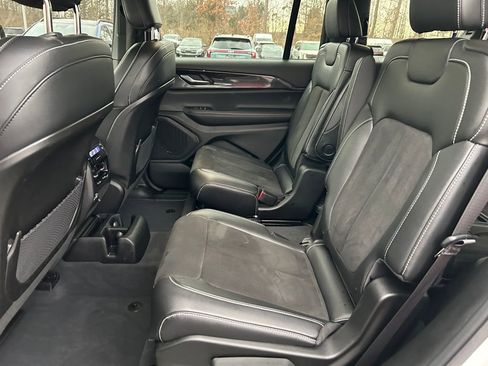 Certified 2023 Jeep Grand Cherokee L Laredo image 24