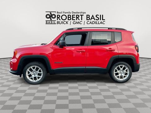 Used 2019 Jeep Renegade Sport w/ Sport Appearance Group AWD/4WD image 5