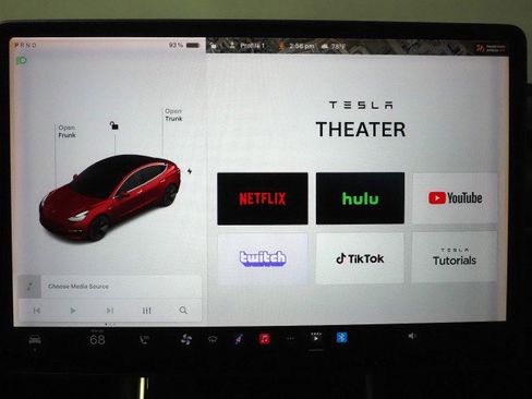 Used 2018 Tesla Model 3 Long Range image 35