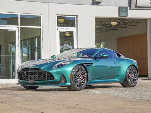 Used 2024 Aston Martin DB12 Coupe image 12