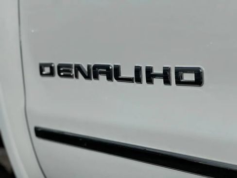 Used 2016 GMC Sierra 2500 Denali w/ Duramax Plus Package AWD/4WD image 49