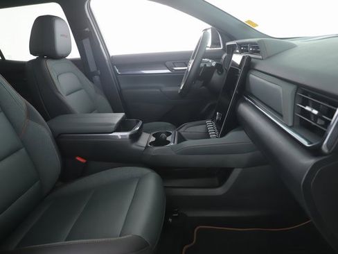 Used 2026 GMC Terrain AT4 image 31