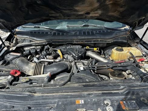 Used 2017 Ford F250 Platinum w/ Platinum Ultimate Package image 16