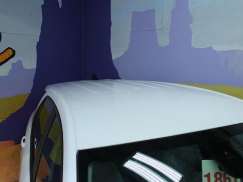 Used 2024 Chevrolet Equinox LS w/ LS Convenience Package image 5