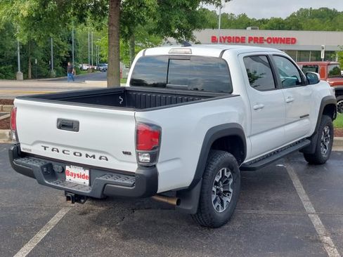 Certified 2022 Toyota Tacoma TRD Off-Road w/ Technology Package AWD/4WD image 28