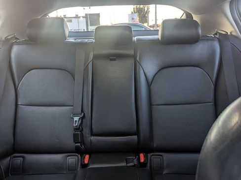 Used 2019 Kia Stinger Premium image 22