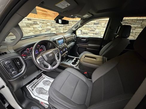 Used 2022 Chevrolet Silverado 1500 RST AWD/4WD image 12