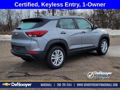 Used 2023 Chevrolet TrailBlazer LS image 3