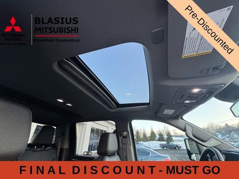 Used 2024 Chevrolet Silverado 3500 LT w/ True North Edition AWD/4WD image 35