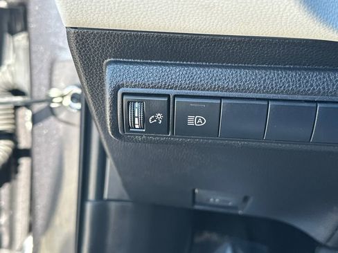 Used 2021 Toyota Corolla XSE FWD image 19