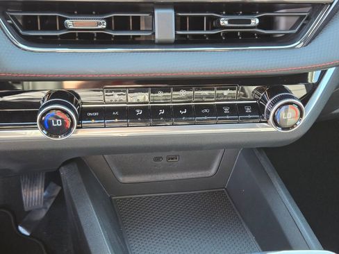 New 2026 Chevrolet Equinox RS image 13