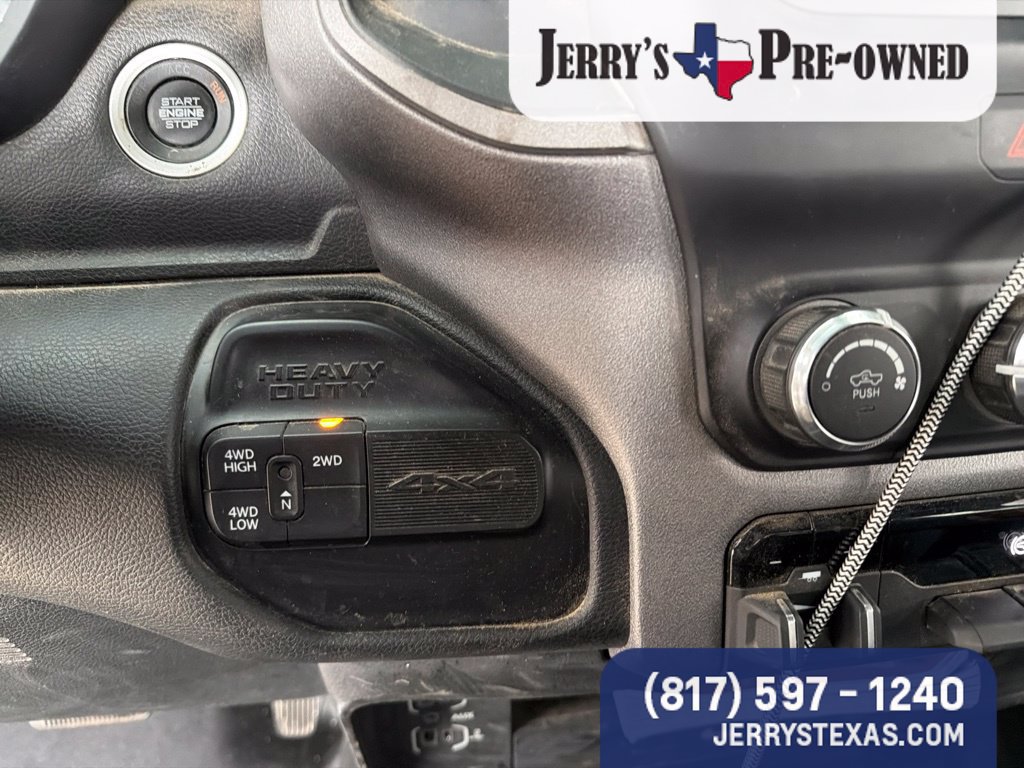 Used 2022 RAM 3500 Tradesman w/ Chrome Appearance Group AWD/4WD image 11