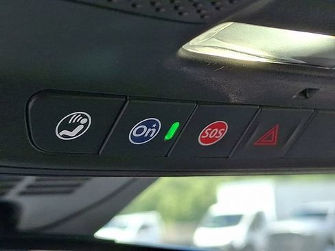 Used 2025 Chevrolet Equinox LT FWD image 26