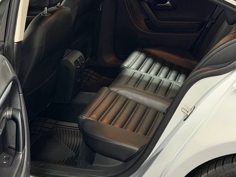 Used 2015 Volkswagen CC R-Line image 9