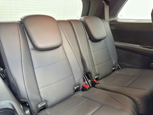 Used 2023 Mercedes-Benz GLS 450 4MATIC image 45