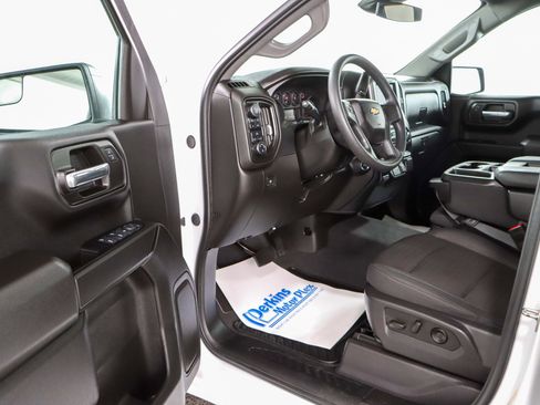 Used 2024 Chevrolet Silverado 1500 Custom AWD/4WD image 3