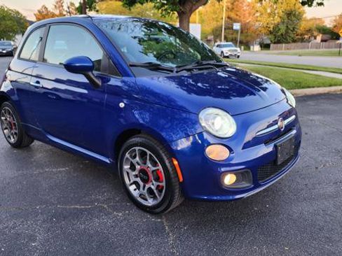Used 2013 FIAT 500 Sport w/ Beats Audio Pkg FWD image 2