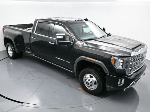 Used 2021 GMC Sierra 3500 Denali w/ Denali Ultimate Package image 43
