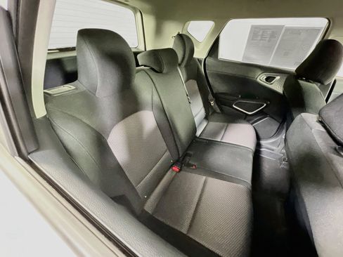 Used 2022 Kia Soul LX w/ Technology Package FWD image 24