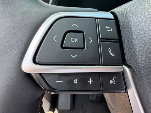 Used 2024 Toyota Grand Highlander Limited image 18