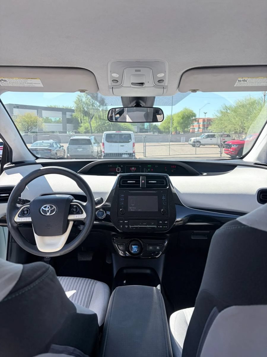 Used 2017 Toyota Prius Two w/ Carpet Mat Package FWD image 19