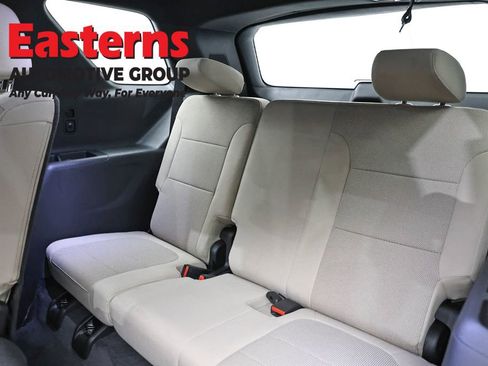 Used 2022 Chevrolet Traverse LS AWD/4WD image 25