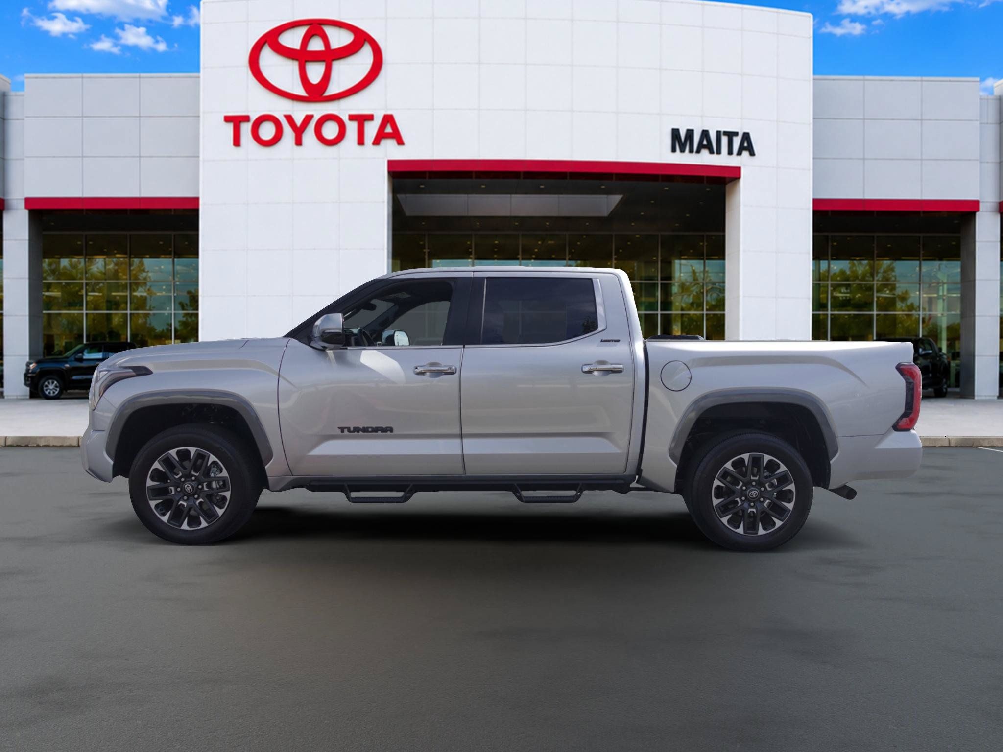 Used 2025 Toyota Tundra Limited AWD/4WD image 6
