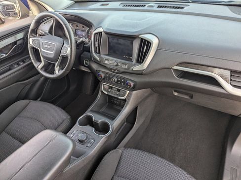 Used 2023 GMC Terrain SLE w/ Driver Convenience Package image 13