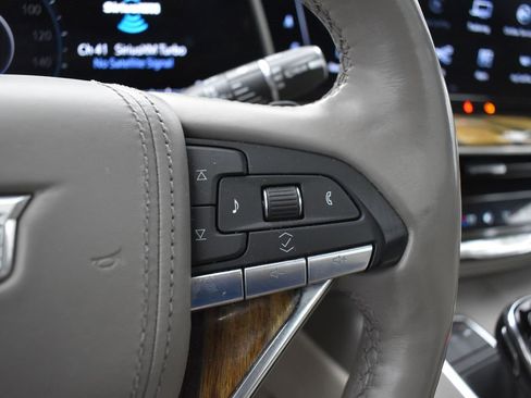 Used 2023 Cadillac Escalade ESV Premium Luxury Platinum w/ Heavy-Duty Trailer Package image 17