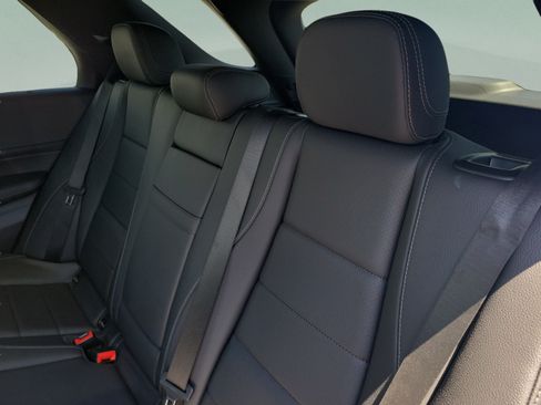 Certified 2024 Mercedes-Benz GLE 450 4MATIC image 8