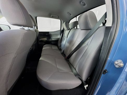 Used 2019 Toyota Tacoma SR5 AWD/4WD image 19