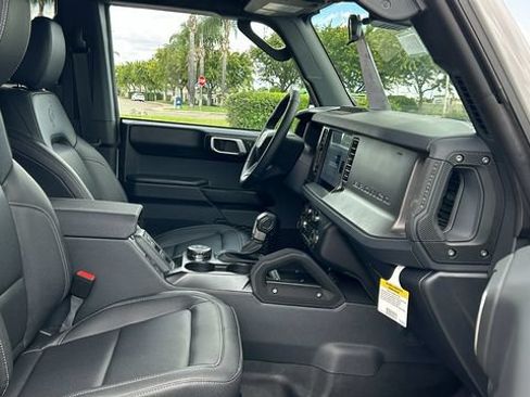 New 2026 Ford Bronco Badlands AWD/4WD image 11