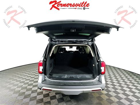 Used 2023 Ford Expedition Max XLT image 30