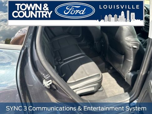 Used 2022 Ford Escape SEL AWD/4WD image 7