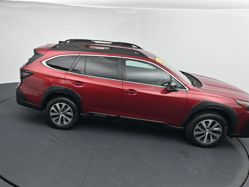 Used 2024 Subaru Outback Premium AWD/4WD image 31