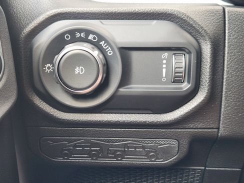 Used 2024 Jeep Wrangler Unlimited Sport AWD/4WD image 22