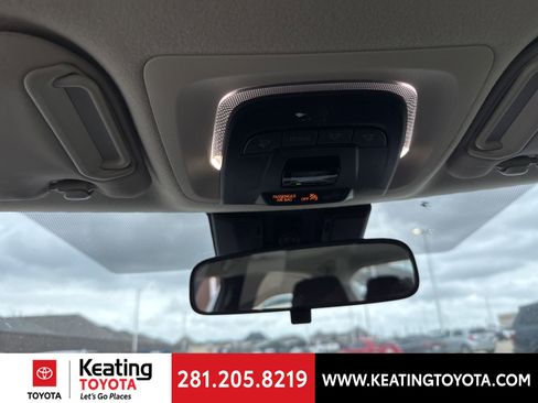 Used 2024 Toyota Corolla LE image 20