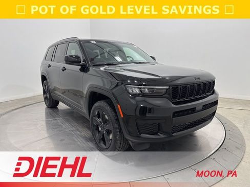 New 2025 Jeep Grand Cherokee L Altitude AWD/4WD image 1