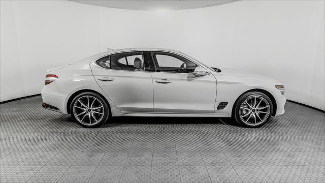 Used 2025 Genesis G70 2.5T AWD/4WD image 8