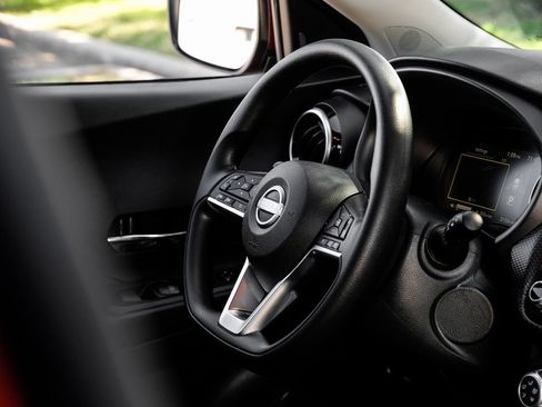 Used 2024 Nissan Kicks SV image 24