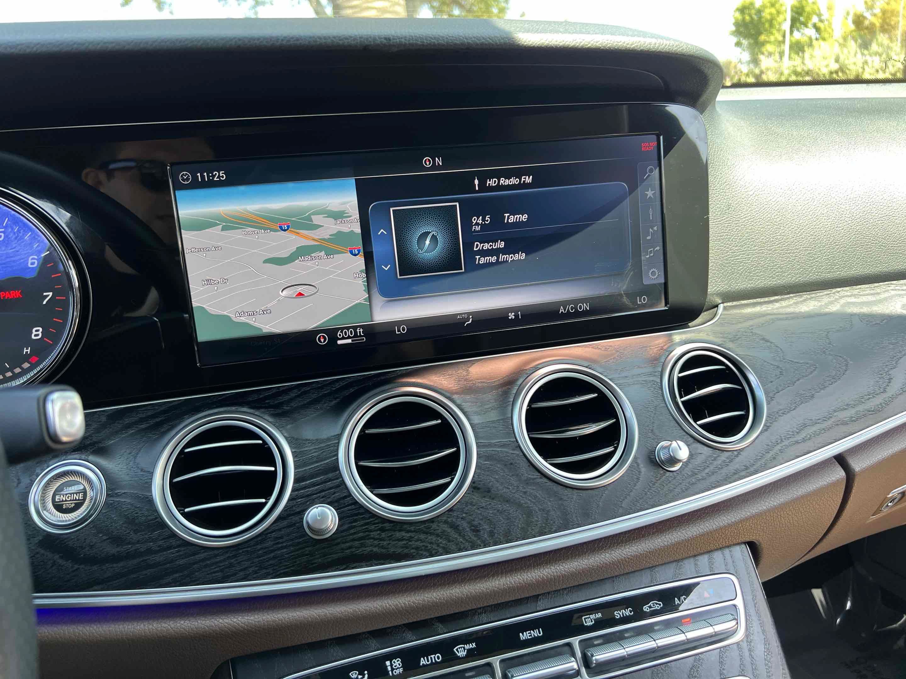 Used 2018 Mercedes-Benz E 300 image 3