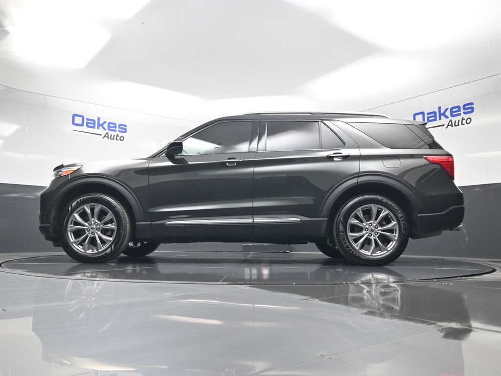 Used 2023 Ford Explorer Limited AWD/4WD image 42
