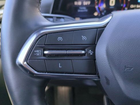 Certified 2025 Chevrolet Equinox LT image 28