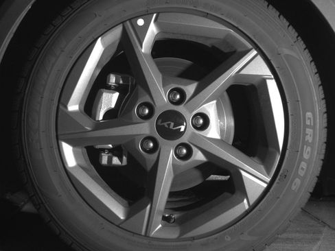 Used 2025 Kia K4 FWD image 12