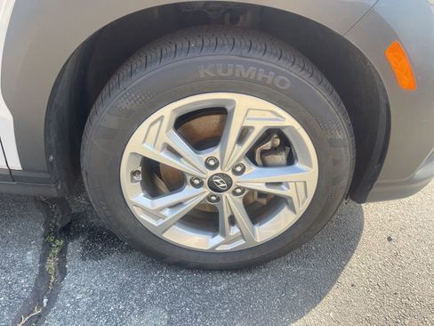 Certified 2023 Hyundai Kona SEL AWD/4WD image 32